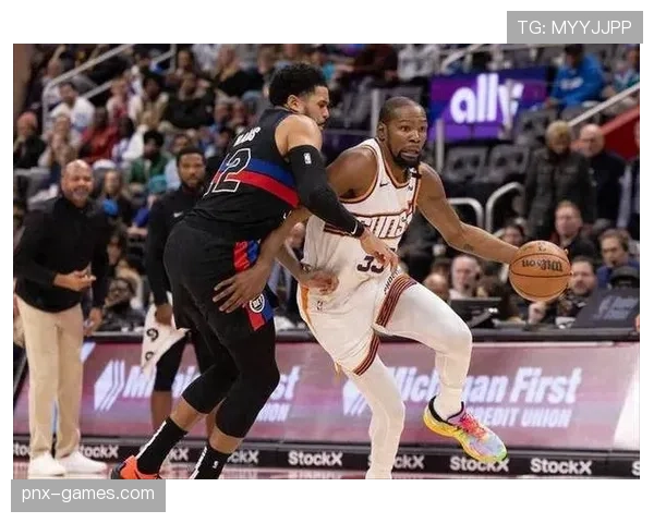 安东尼闪耀全场，带领球队赢得关键胜利