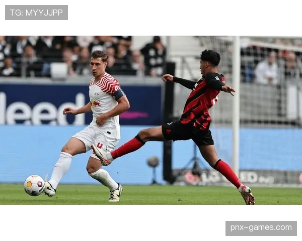 法兰克福定位球战术奏效，状态回升助力联赛逆袭